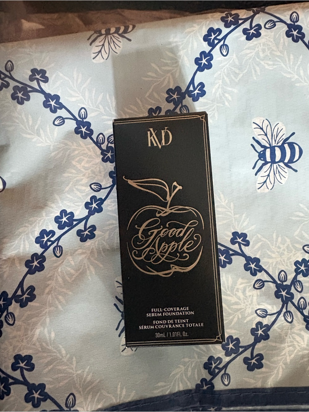 Kat Von D Good Apple Full-Coverage Foundation - Black & Gold Packaging